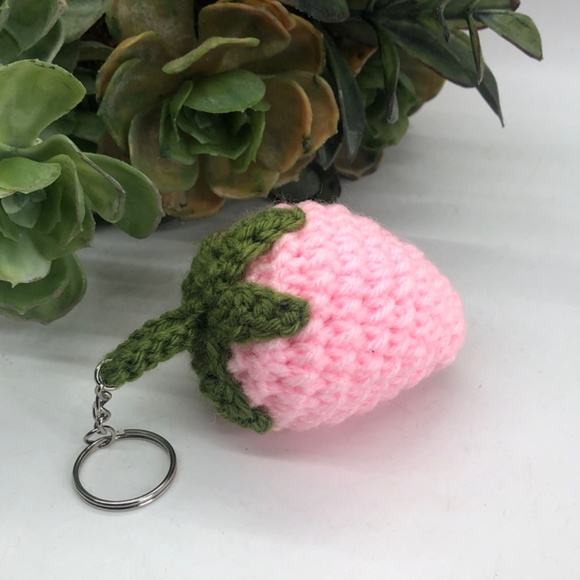 Juicy Crochet Strawberry Plush Keychain | Berry Bag Flair 🍓 Farm Fresh Vibes - Picture 4 of 15